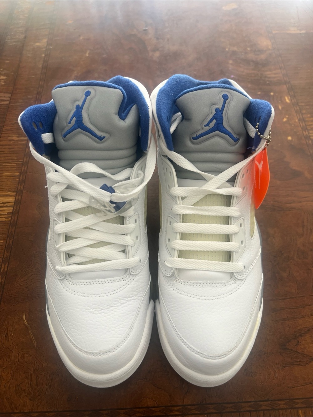 Men’s White and Blue Basketball Sneakers - Jordan Style